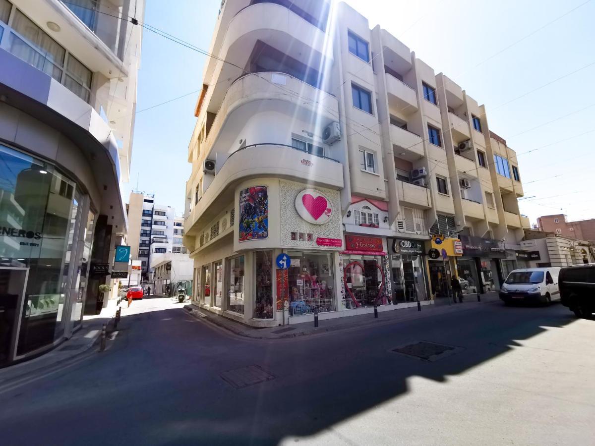Beachy Keen City Apartment Ларнака Екстериор снимка